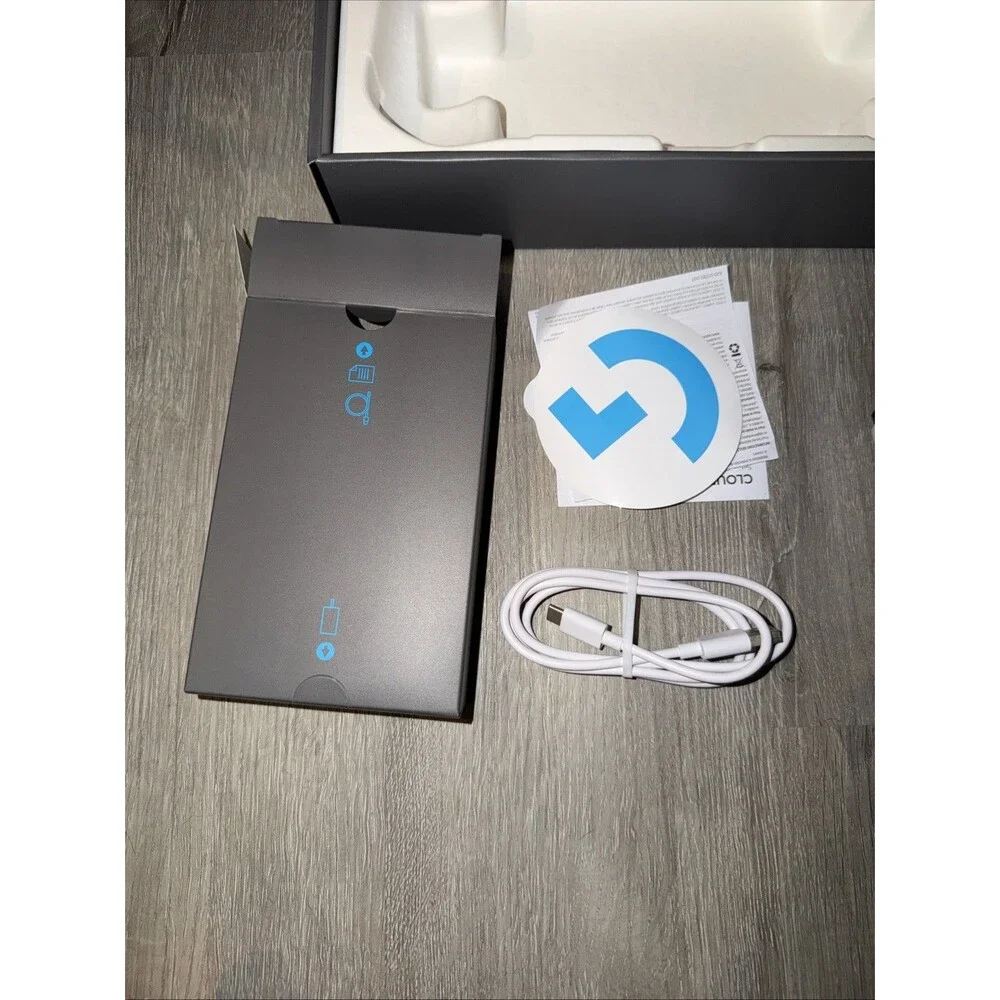 Logitech G CLOUD Handheld Portable Gaming Console 1080P 7